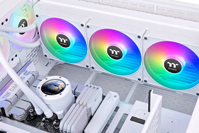 Thermaltake ha lanzado la RL AiO TH V2 Ultra EX ARGB Sync en color blanco y disponible en 4 tamaños de radiador