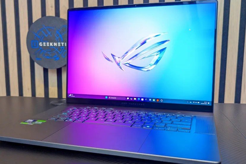 ASUS ROG Zephyrus G16 (2025) GU605 Review con RTX 5090