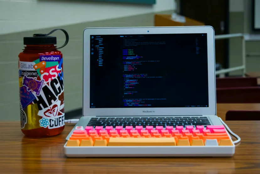 Vibe Coding: Ventajas y Desventajas de Programar Aplicaciones con la ayuda de la IA