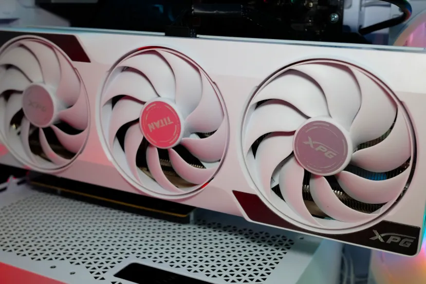 ADATA XPG prepara su primera tarjeta gráfica. Estará basada en la GPU Intel Arc B580 de Sparkle