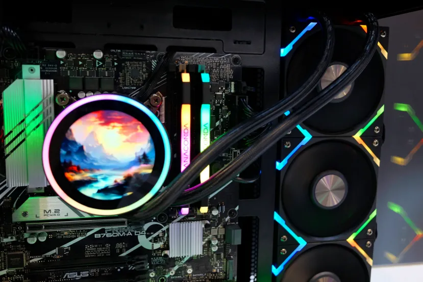 Cryorig nos presenta sus RL AiO, la Cryo360 con pantalla LCD en el cabezal y la Rheo360 con un precio muy competitivo