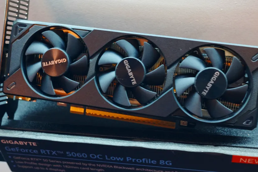 GIGABYTE ha presentado la nueva RTX 5060 de 8 GB con perfil bajo, 2 ranuras de grosor y 3 ventiladores