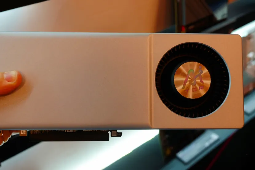 GIGABYTE ha presentado la tarjeta para profesionales Radeon AI PRO 9700 AI TOP 32G