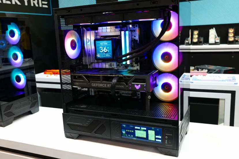 Valkyrie trabaja en nuevas cajas panorámicas, ratones y teclados