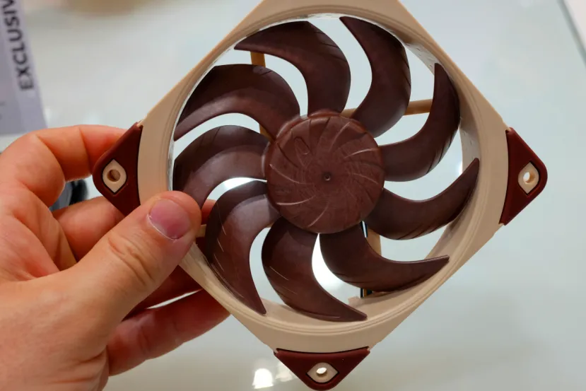 El  nuevo ventilador Noctua NF-A12x25 G2 mejora el rendimiento y eficiencia
