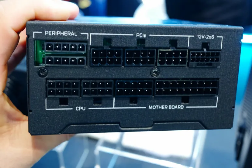 Las pequeñas fuentes de alimentación DAGGER PM en formato SFX superan los 1.000 W con 80 PLUS Platinum