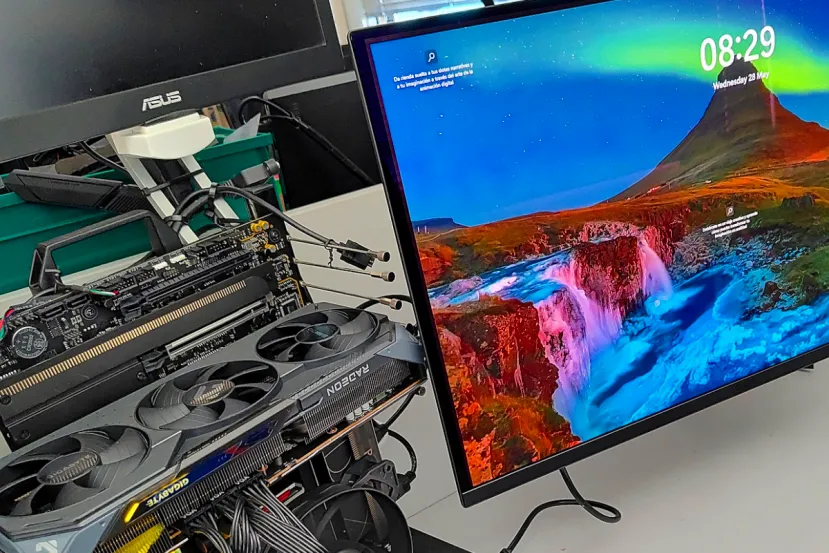 Juega de escándalo combinando una Radeon RX 9070 XT y monitor OLED de Gigabyte