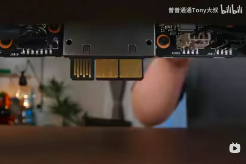 El conector oculto ASUS BTF 2.5 para alimentar las tarjetas gráficas mantiene una temperatura de 41º incluso a 1.900 W