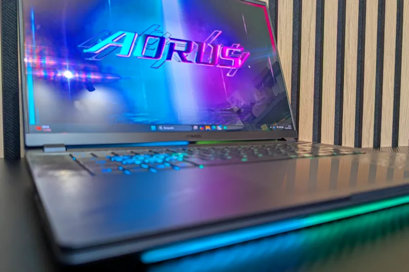 AORUS MASTER 16 AM6H BYH Review