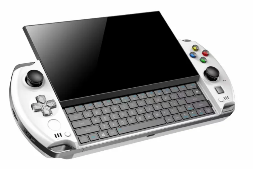 Esta consola portátil con el AMD Ryzen AI MAX+ 395 es tan potente que necesita una mochila externa para la batería