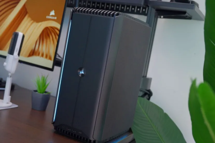 Corsair ONE a600 une Ryzen 9000X3D, RTX 5080 y refrigeración líquida dual en un PC compacto de 64 GB y 4 TB NVMe