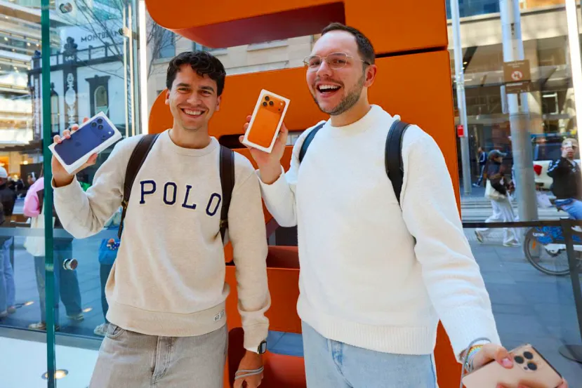 Los iPhone 17, iPhone Air y iPhone 17 Pro ya están disponibles: llegan a las tiendas y a los primeros compradores