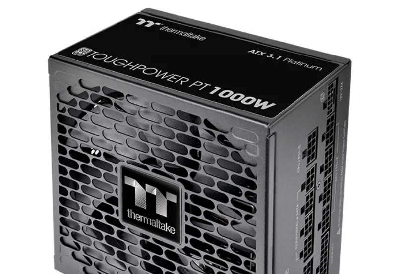 Las nuevas fuentes Thermaltake Toughpower PT Platinum están disponibles con hasta 1.200 W y 2 conectores de 600 W
