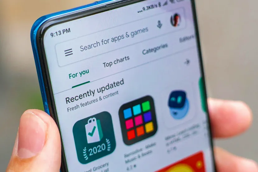 Google complica la desinstalación de actualizaciones de aplicaciones del sistema en su tienda
