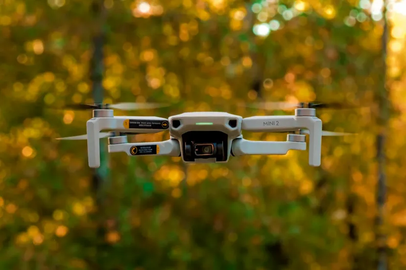 Estados Unidos prohíbe los nuevos drones de DJI y Autel: pánico, compras masivas y un duro golpe a la industria