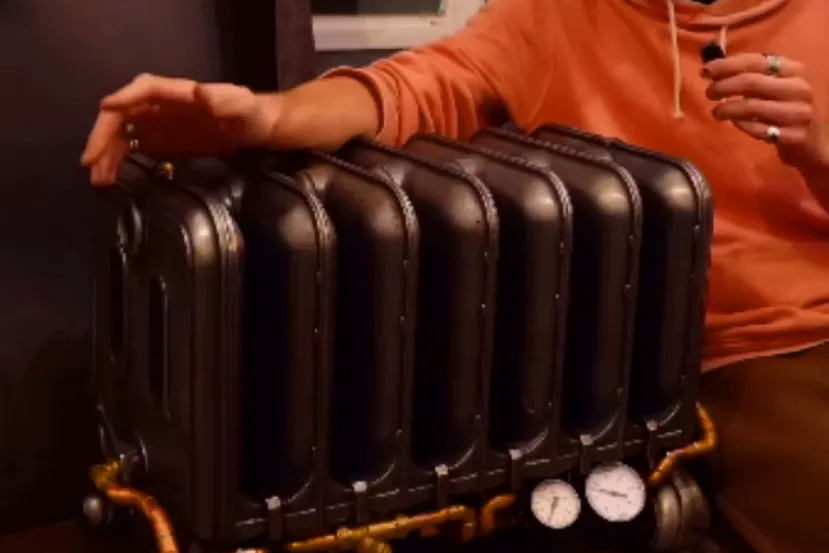 Un radiador victoriano de 50 kilos convertido en disipador pasivo: así funciona un PC moderno sin ventiladores en la CPU