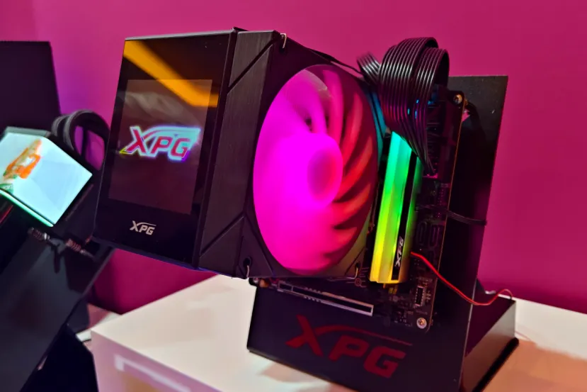Nuevos disipadores de XPG con formato de torre y pantalla LCD