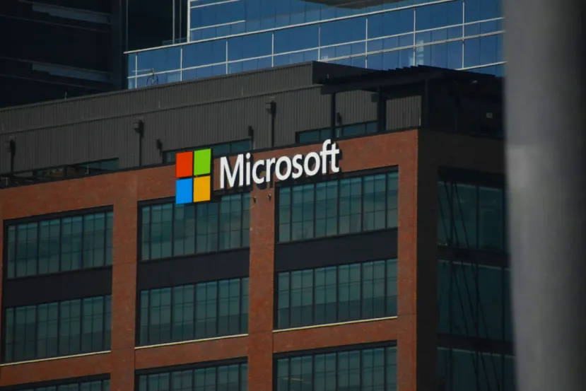 Microsoft confirma que desarrollará sus propios modelos de IA para reducir su dependencia de OpenAI