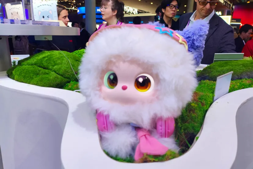 El fabricante ZTE trae al MWC26 su mascota inteligente con IA iMoochi
