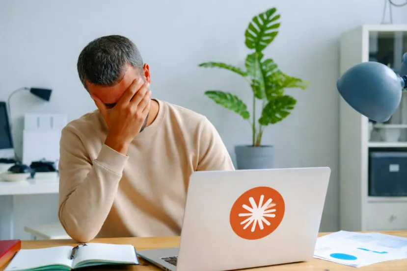 Claude Code borró 2,5 años de registros de una web de producción siguiendo instrucciones al pie de la letra