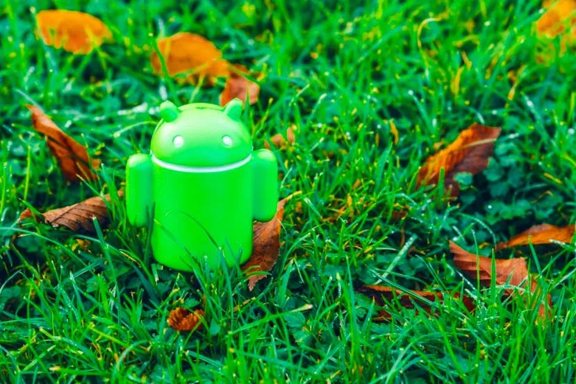 Google admite que sus avisos de seguridad "son insuficientes" y prepara un sideloading de "alta fricción" en Android