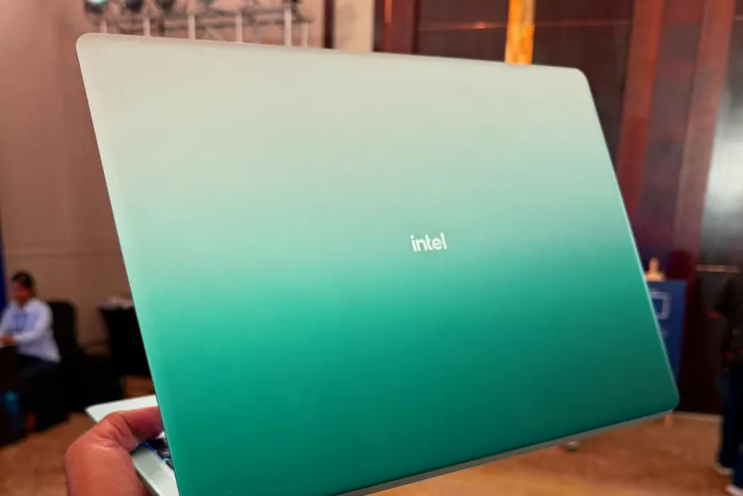 Intel muestra el primer portátil con Wildcat Lake para la gama económica