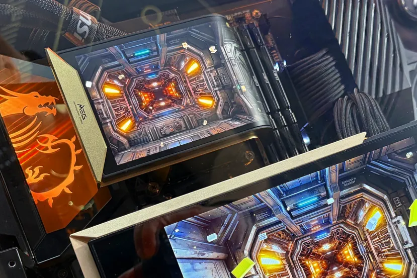 MSI desarrolla su AIO más espectacular con el nuevo MSI MEG Coreliquid E15: pantalla OLED con giro de 110 grados, para una mejor visualización y siste