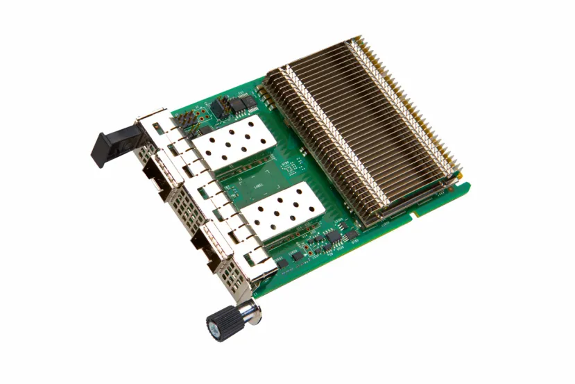 Intel amplía su familia Ethernet 800 en el Computex 2026 con la nueva serie E835 de hasta 200 GbE