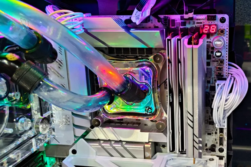 G.SKILL exprime sus memorias DDR5 CUDIMM hasta los 10.934 MT/s sin refrigeración extrema