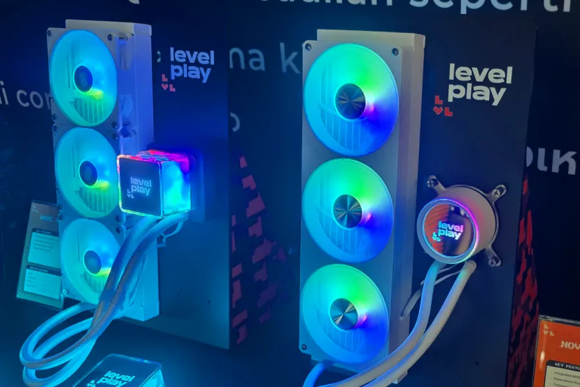 LevelPlay ofrece una alternativa a las RL AiO con pantalla LCD con sus nuevas Nova 360 y Wave 360
