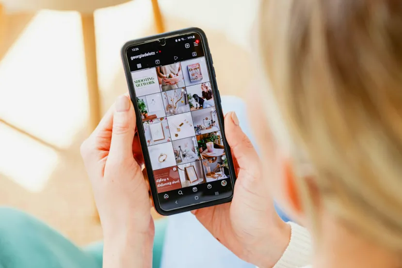 Instagram ya permite reorganizar manualmente la cuadrícula del perfil en iPhone y Android