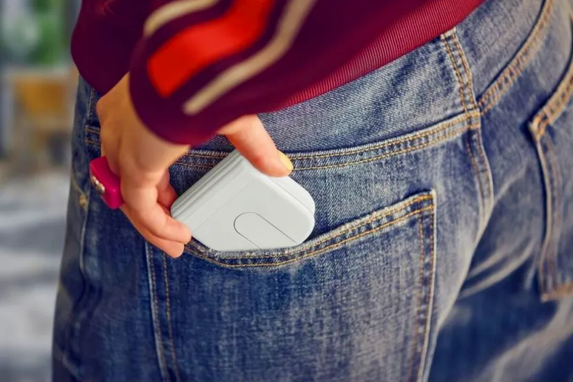 Logitech presenta Mobi Fold, su primer ratón plegable pensado para trabajar fuera de la oficina