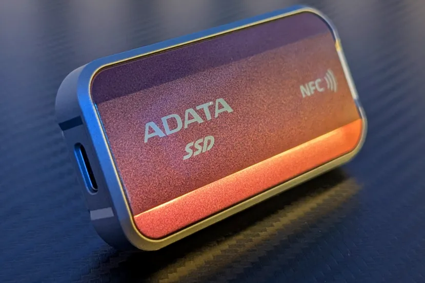 ADATA URBAN TAPSAFE Review: el SSD de 2.000 MB/s con NFC que se desbloquea acercando tu móvil 