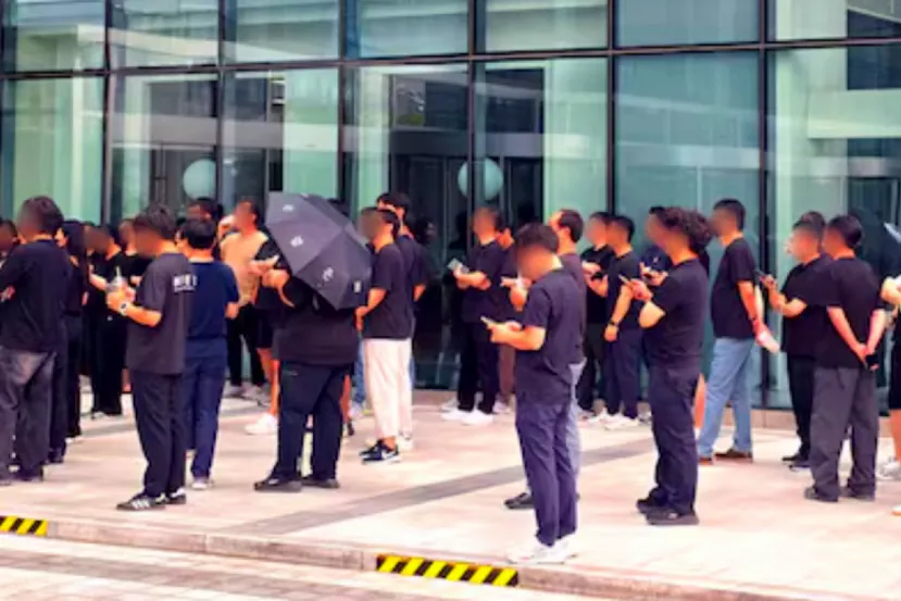 Los trabajadores de la división de dispositivos de Samsung inician protestas por cobrar 100 veces menos bonus que los compañeros de memorias