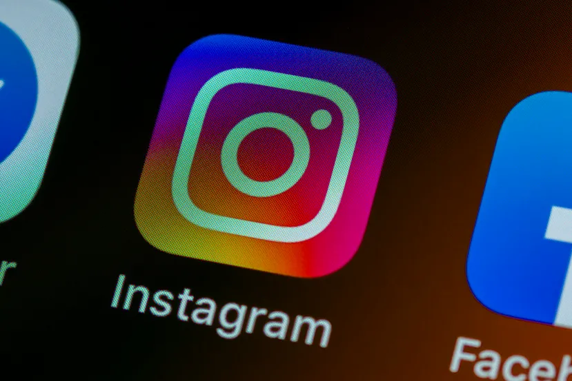 La Comisión Europea ve indicios de que Instagram y Facebook incumplen la DSA por su diseño adictivo