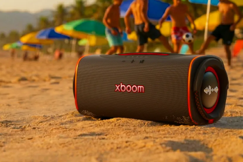 El LG xboom Blast llega ya a las tiendas con 220 W de potencia y certificación IP68