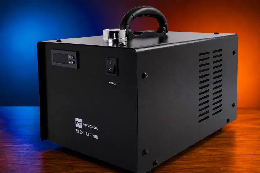 Alphacool lanza el ES Chiller 700, un sistema de refrigeración por compresor para servidores y workstations