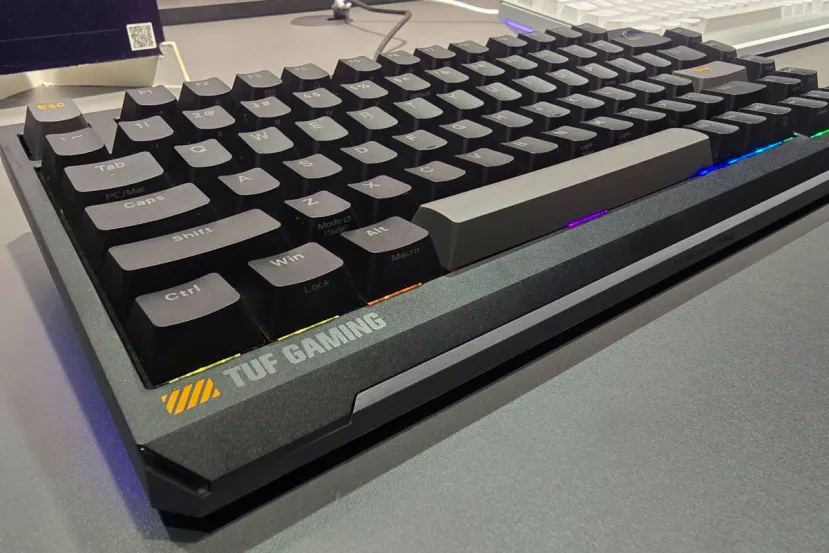 ASUS presenta el TUF GAMING K4 MAGNETIC, un teclado gaming con 8.000 Hz y distancia de actuación ajustable