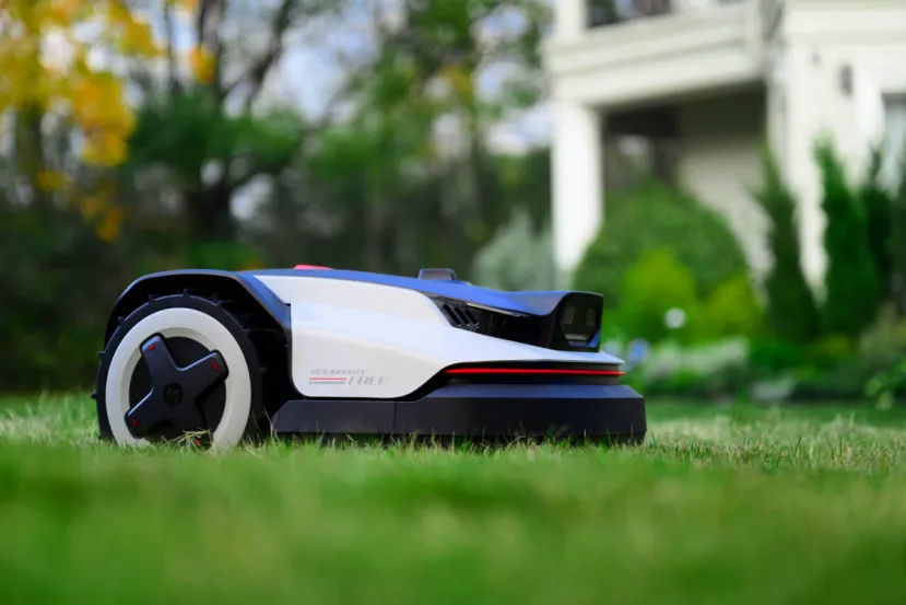 El nuevo Roborock RockNeo Q2 LiDARes un robot cortacésped con IA, LiDAR y doble cámara