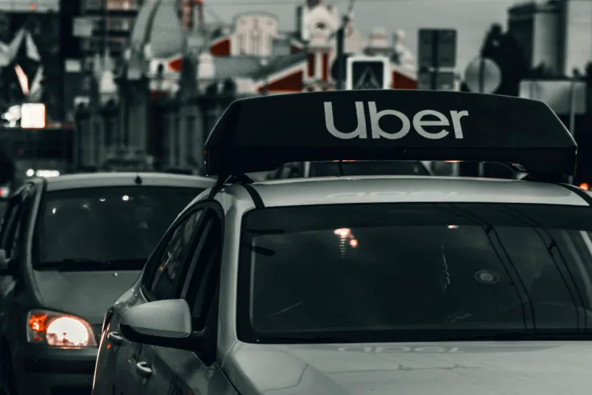 Los coches autónomos desembarcan en Europa: Uber pone en marcha en Londres el primer servicio de robotaxis
