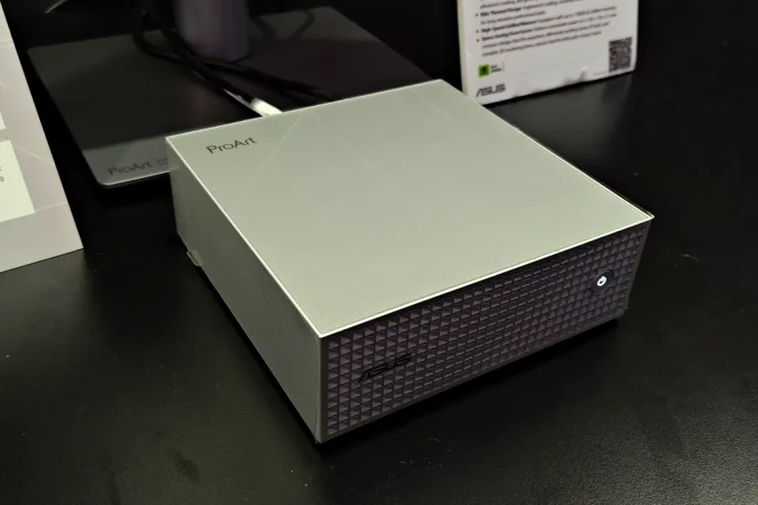 Así es el ASUS ProArt GR1X, un mini PC con chip NVIDIA RTX Spark N1X, 128 GB de memoria y TDP de 140 W