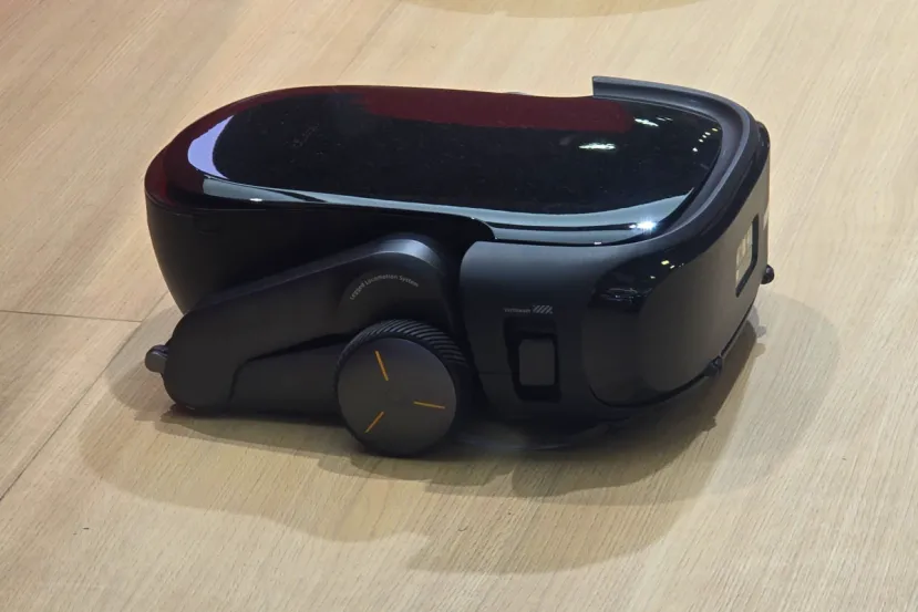 Hemos visto en IFA 2026 el Roborock Saros Rover que sube escaleras mientras las limpia