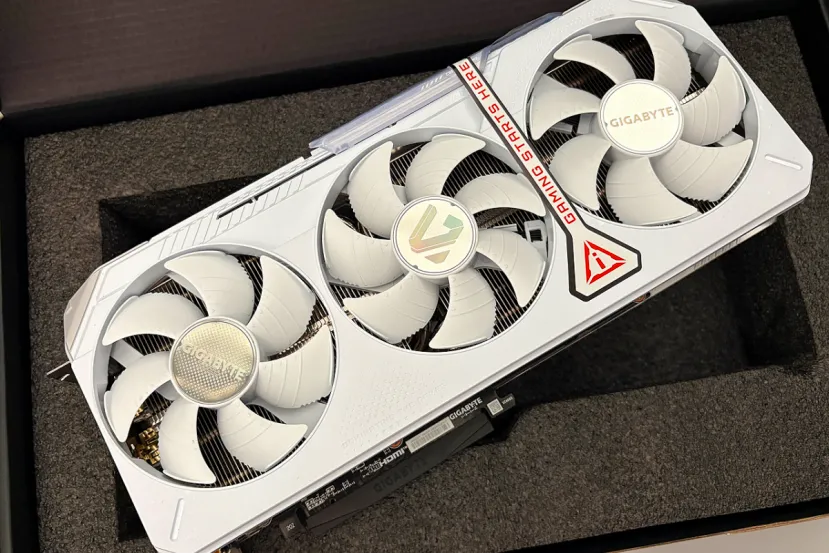 La Radeon RX 9070 XT ya es la gráfica dedicada de AMD más utilizada entre los usuarios de Steam