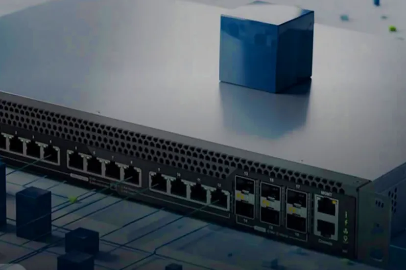 QNAP presenta dos switches con 12 puertos 10 GbE y seis conexiones 25 GbE