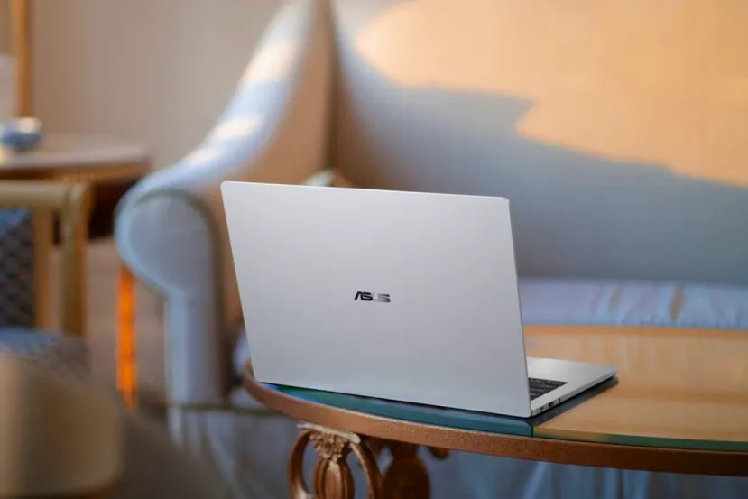 ASUS presenta el ExpertBook A7: OLED 3K, Ryzen AI y 1,2 kg de peso