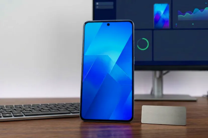 Oppo prepara un móvil de pantalla ancha no plegable con batería de 8.000 mAh