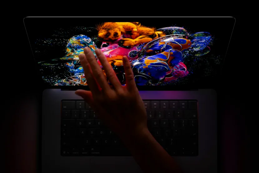Ya está aquí el nuevo MacBook Pro con pantalla PROLED XDR, el primer portátil con pantalla táctil de Apple