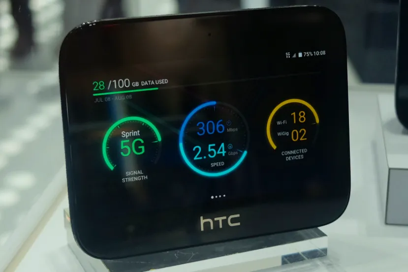 El HTC 5G hub es un dispositivo que hace de tablet y punto de acceso 5G