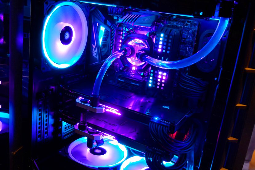 Corsair presenta su línea de componentes para sistemas de RL Custom de alto rendimiento con ARGB Hydro X Series RGB