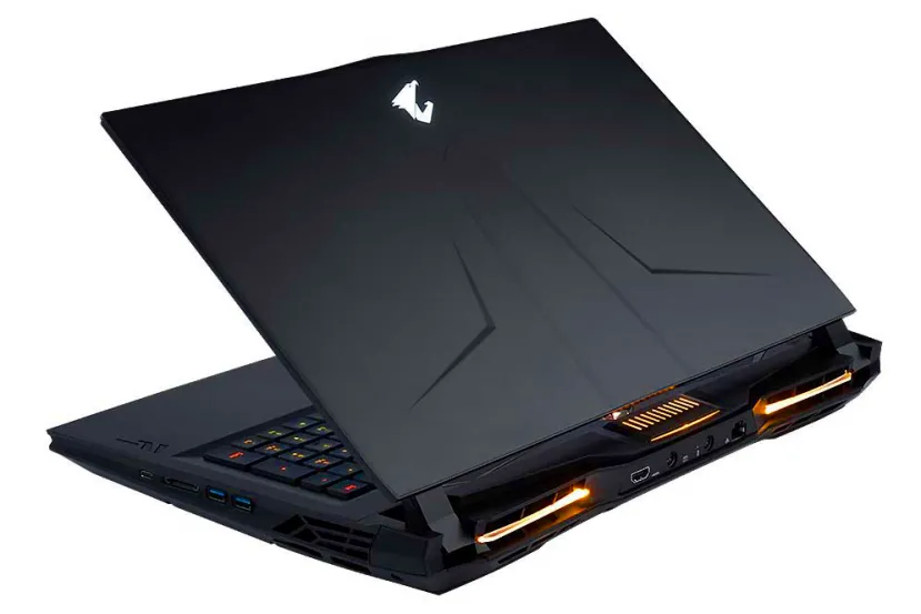 Gigabyte Aorus 17: el primer portátil gaming con interruptores mecánicos Omron alberga hasta una RTX 2080 y un Intel Core i9-9980HK de 8 núcleos